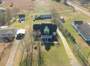 110 Meredith Dr, Eutawville, SC 29048