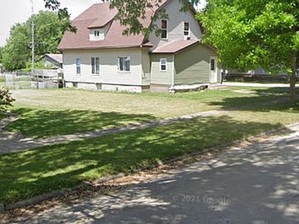 111 NW 1st St