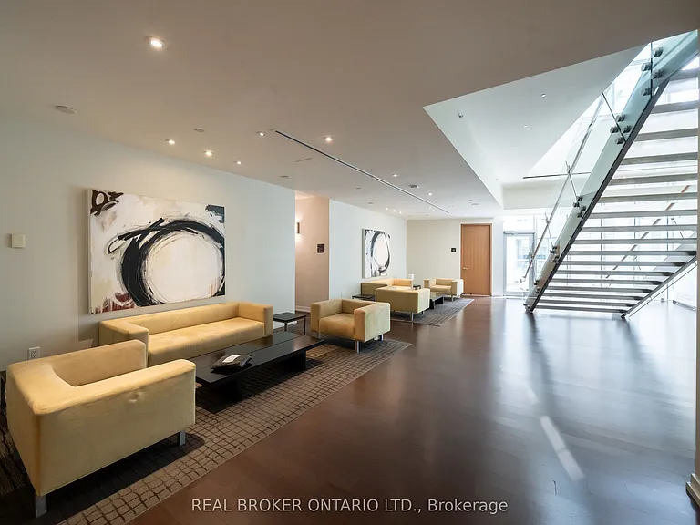 2191 Yonge St #4403 — Photo 22