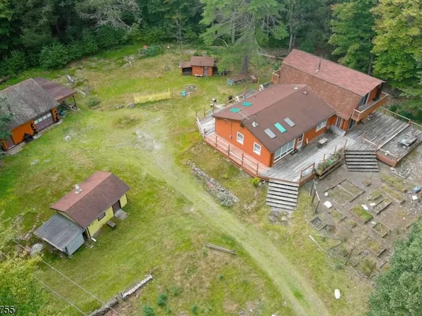 6 Tenneyck Ln, Sandyston Twp., NJ 07826