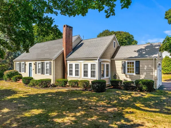 189 Prospect St, Wakefield, MA 01880