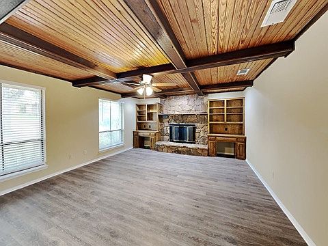 3rd image of 428 Newcastle Dr