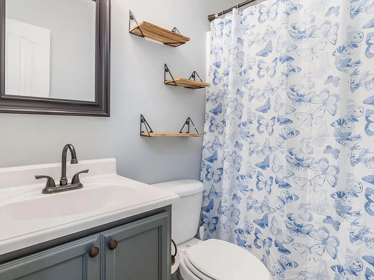 120 Woodbury Farm Dr — Photo 15