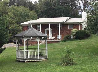 530 Parker Rd, Morristown, TN 37813