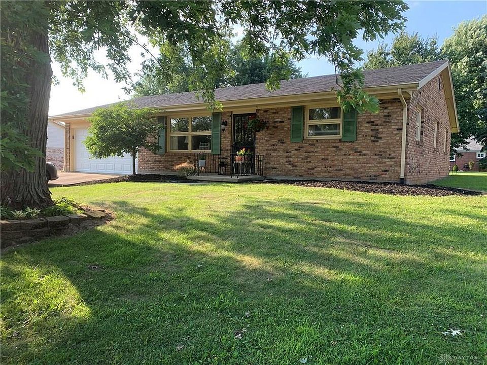 1st image of 118 Eastwood Dr