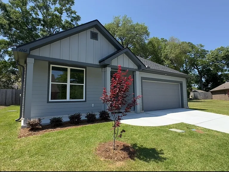 2262 Snowden Pl — Photo 1