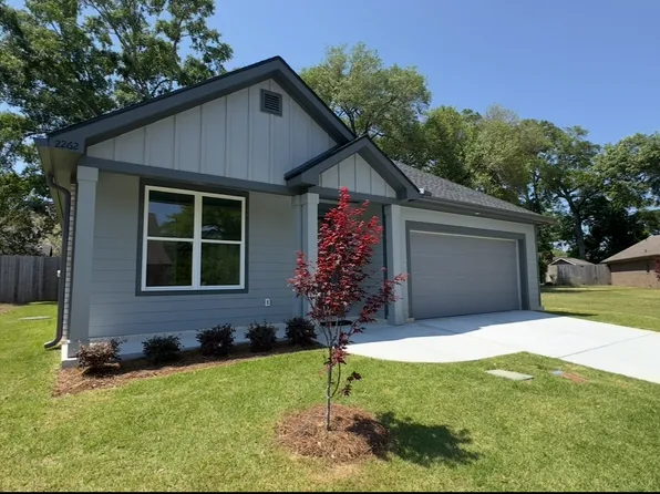 2262 Snowden Pl, Mobile, AL 36609