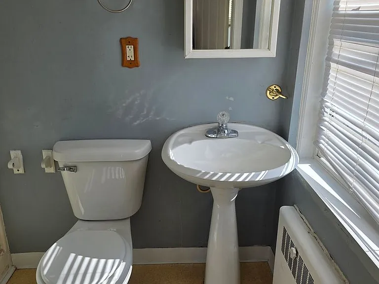 101 W Willow Dr — Photo 7