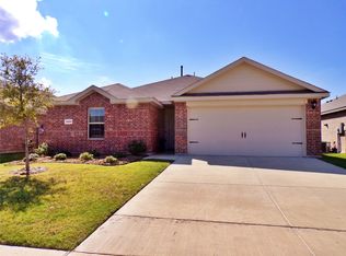 3102 Keyes Dr, Forney, TX 75126