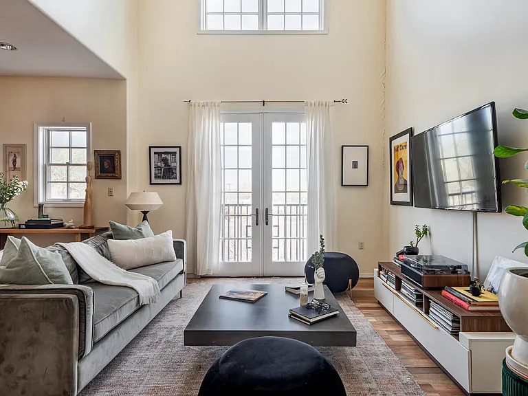 Second-floor living space.