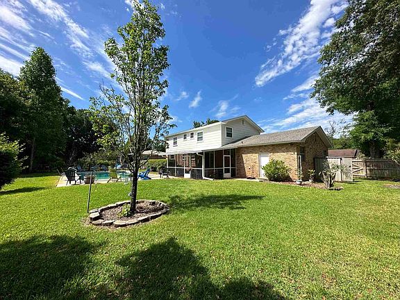 3rd image of 8206 Excelsior Dr