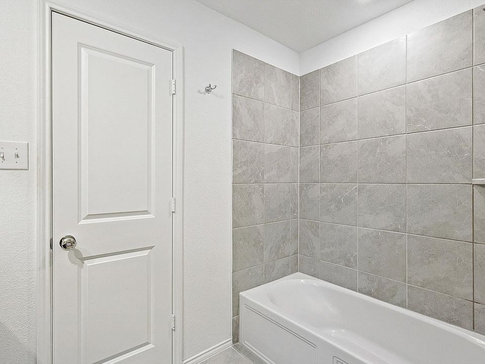 1st image of 8628 Mount Evans Ct