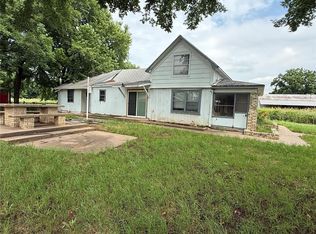 513 11th St, Pawnee, OK 74058