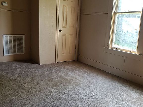 5th image of 7205 Southern Ave