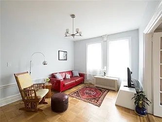 Sold by Avenue Sotheby's International Realty