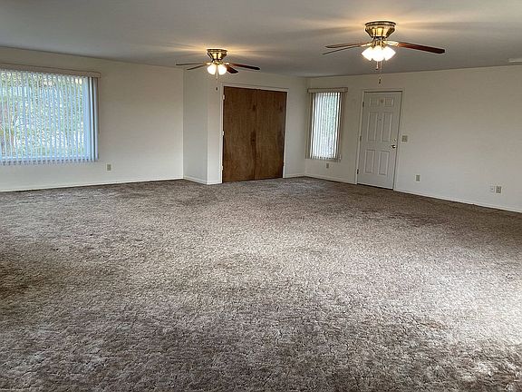 Large living room.