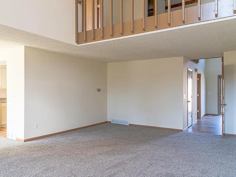 6388 Dummerston Ct — Photo 6