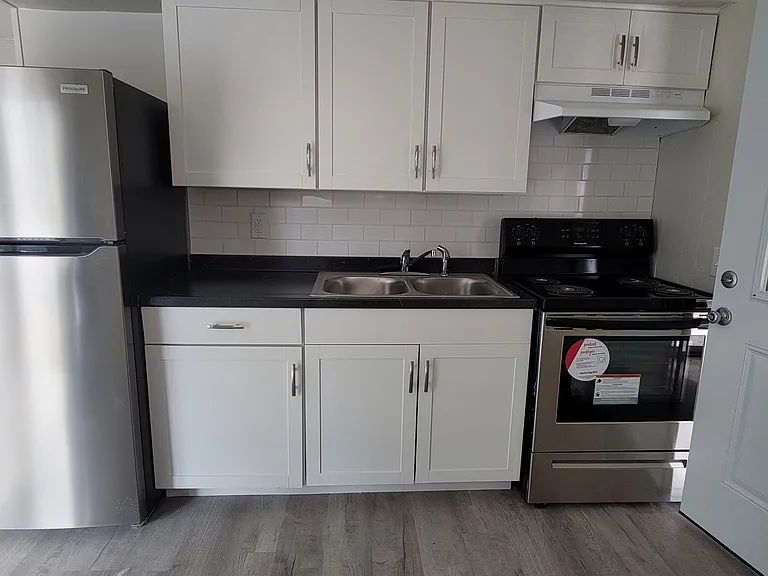 201 Gale Ave #25 — Photo 3