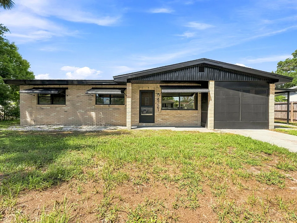 4721 W Fairview Hts