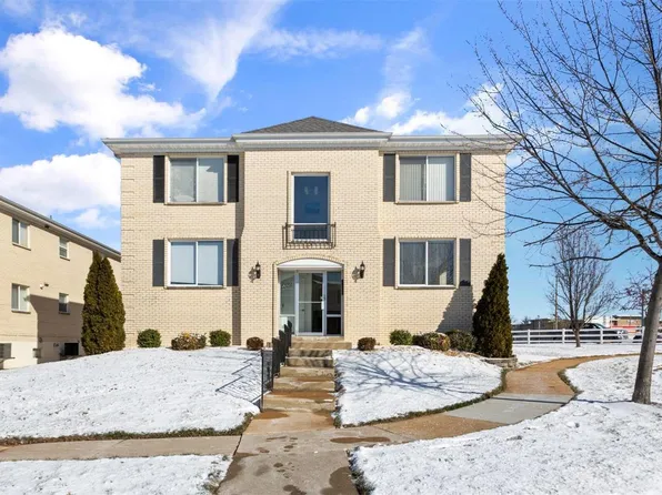 10011 Chardin Way APT 2, Saint Louis, MO 63128