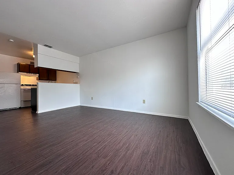 Brookhollow Apartments — Photo 50