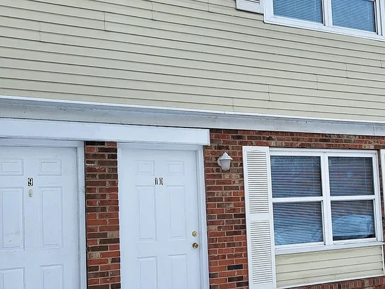 450 Scaffold Cane Rd #12 — Photo 1