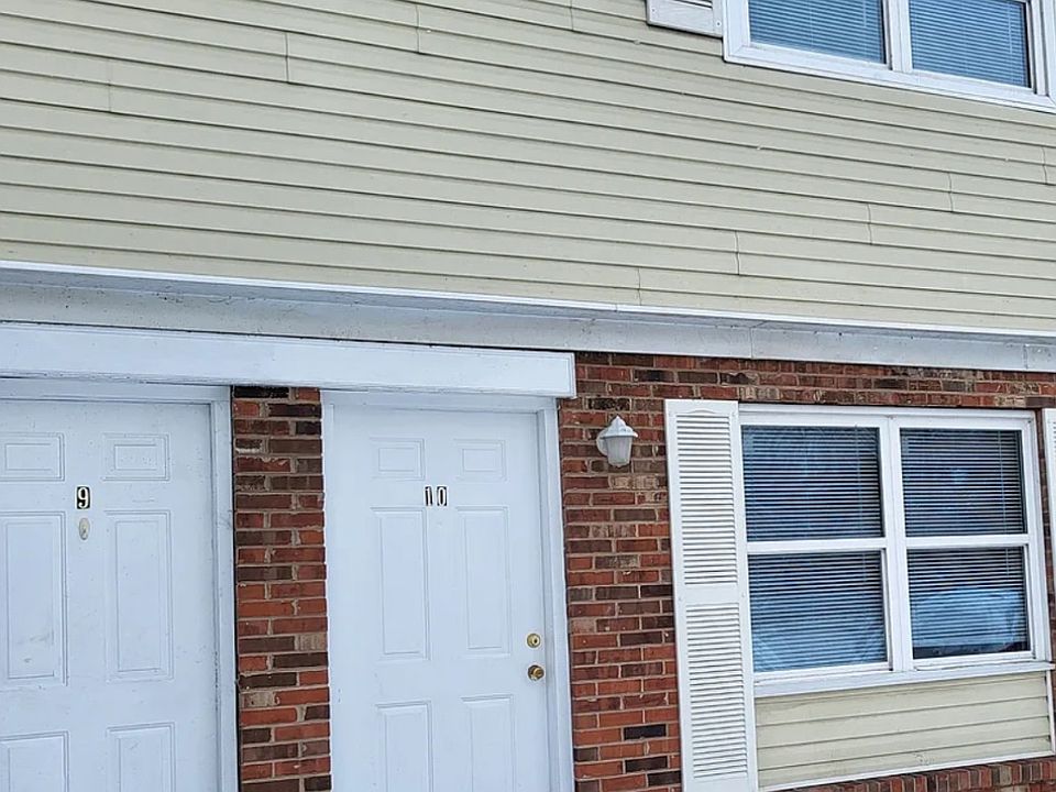 1st image of 450 Scaffold Cane Rd #12
