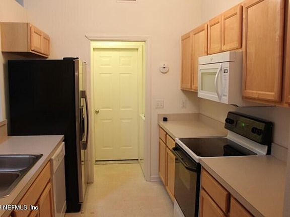 2nd image of 1005 S 19th St