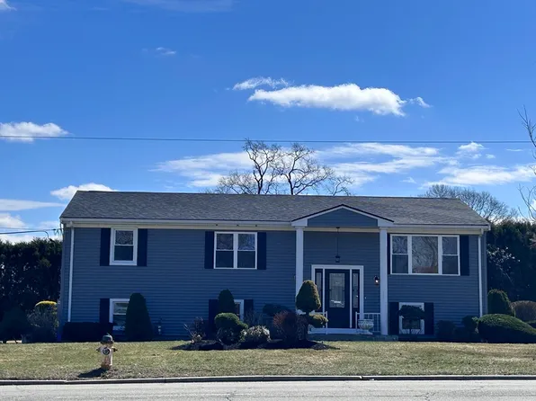 585 N Eastern Ave, Fall River, MA 02720