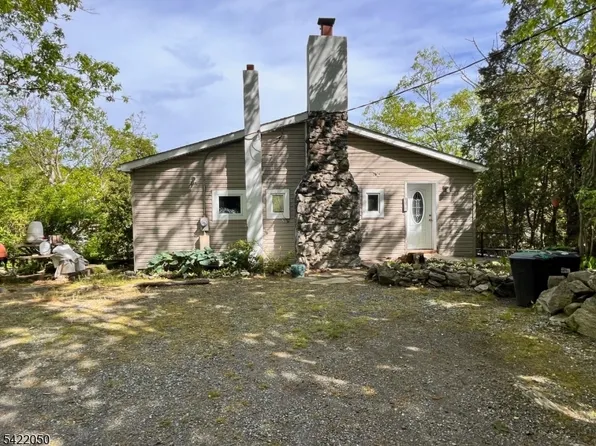 34 Rose Trl, Andover, NJ 07821
