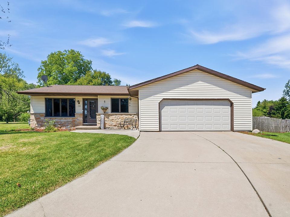 1st image of 1488 Division Cir