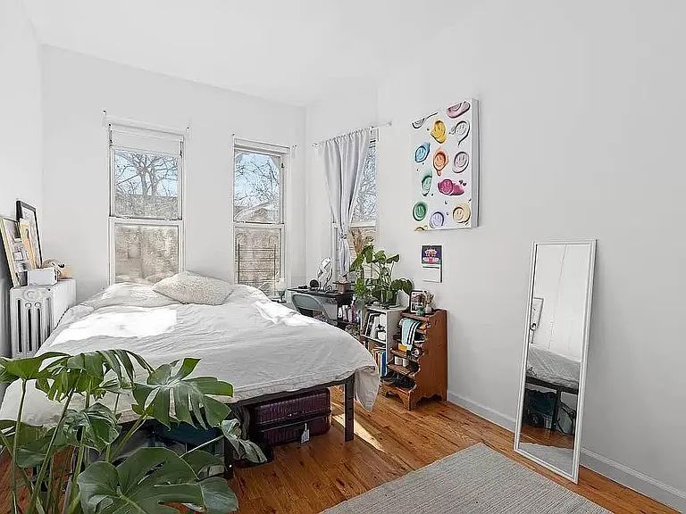 1285 Hancock St #2 — Photo 4