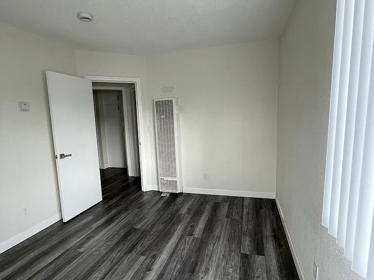 3711 Pueblo Ave #3 — Photo 11
