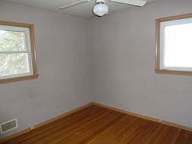 5th image of 6936 Ewing Ave N
