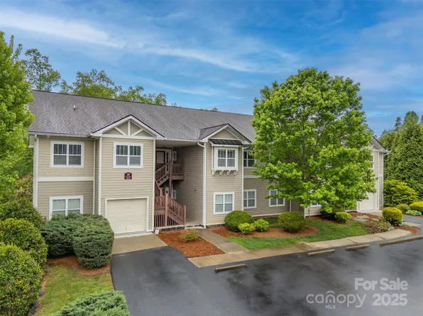 20 Foxden Dr Unit 301, Fletcher, NC 28732