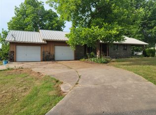 229 Kiamichi Rd, Eufaula, OK 74432