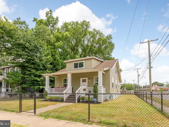 6401 Halleck St, District Heights, MD 20747