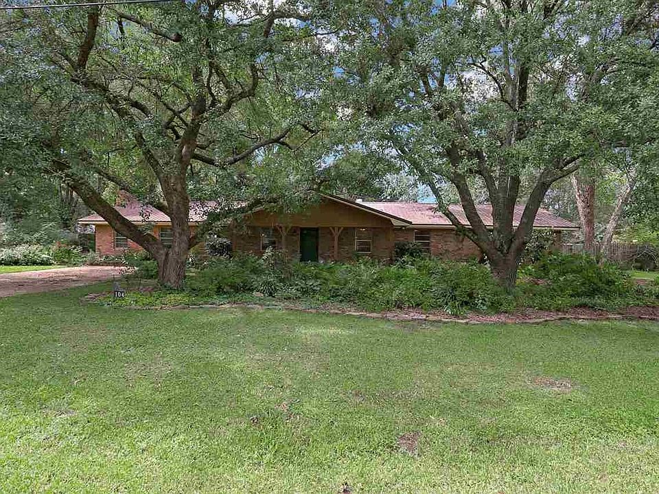 1st image of 104 Meadowdale Dr