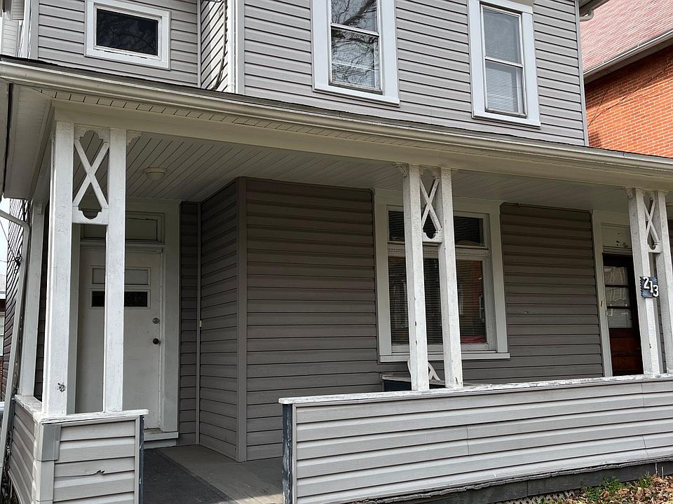 1st image of 213 N 2nd St Unit 2