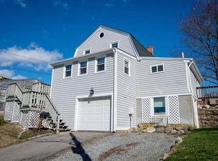 10 Tucker Ave, Tiverton, RI 02878
