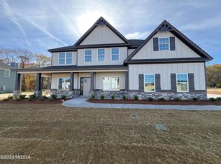 302 Bella Notte Cir, Warner Robins, GA 31088