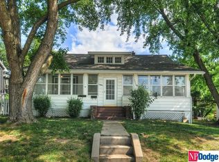 5530 Hickory St, Omaha, NE 68106
