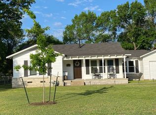 907 N Magnolia Ave, Hubbard, TX 76648