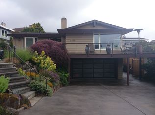 2329 NW 98th St, Seattle, WA 98117