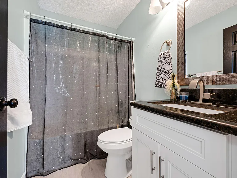 601 SW Icon Ave — Photo 19