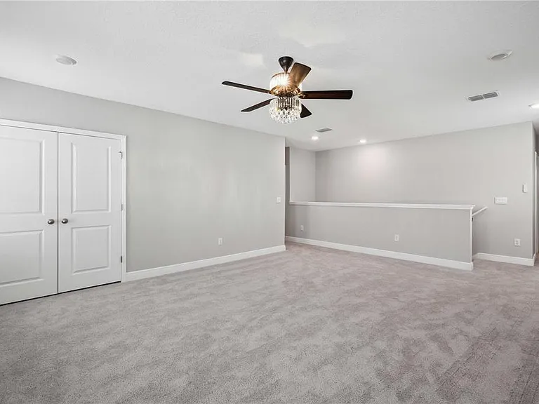 2560 Warren Acres Blvd — Photo 18