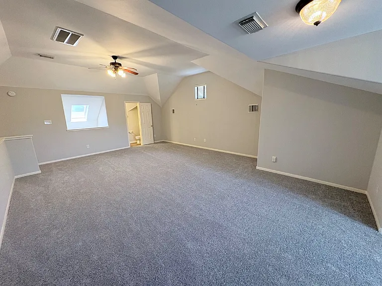18703 River Meadows Rd — Photo 7