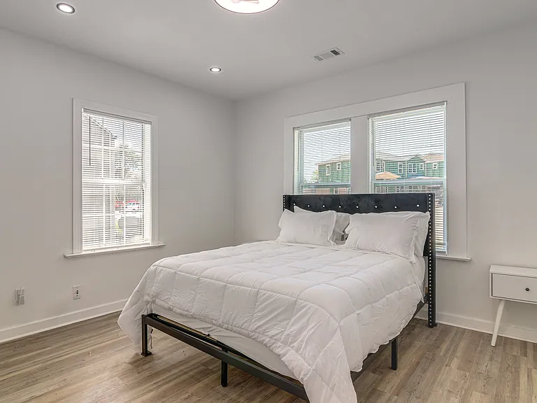 1550 Langston Ave SW — Photo 12