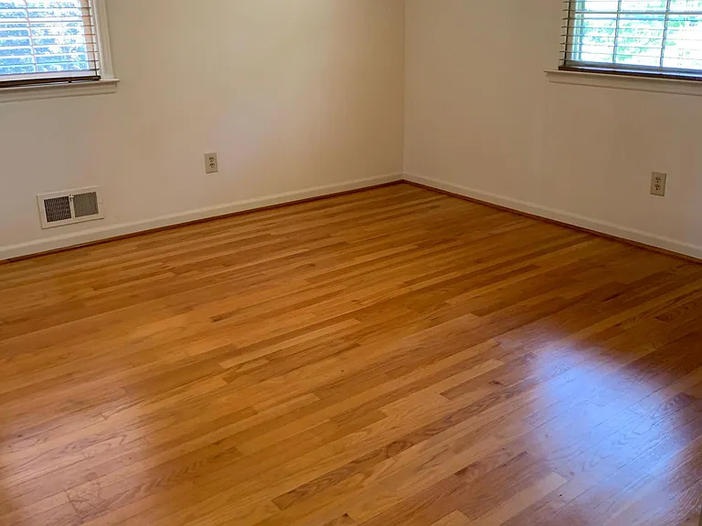 3500 Sloan Ct — Photo 13