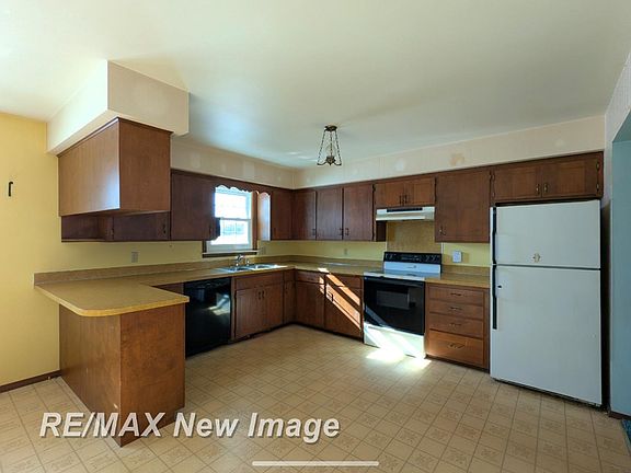 3rd image of 5502 King Rd